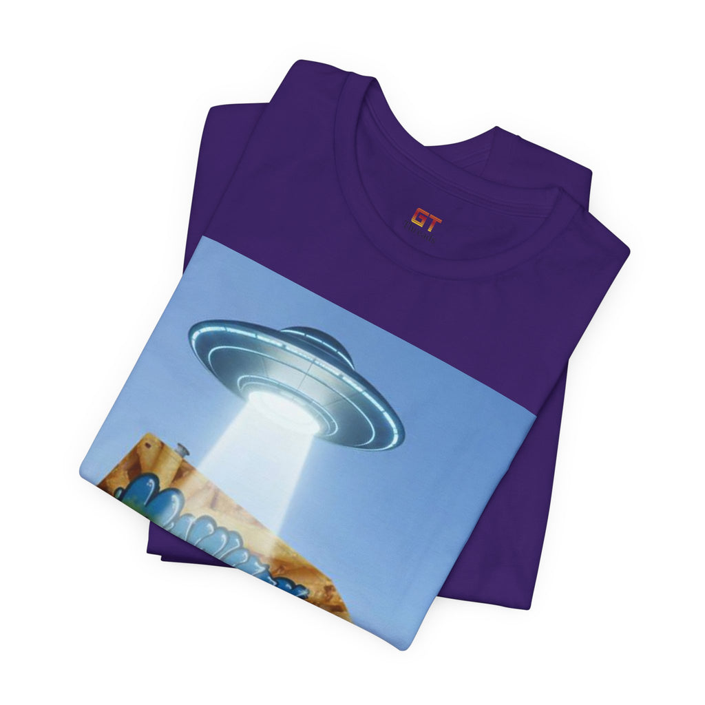 Alien Food Truck Graphic Tee — Retro UFO Abduction Street Art T-Shirt